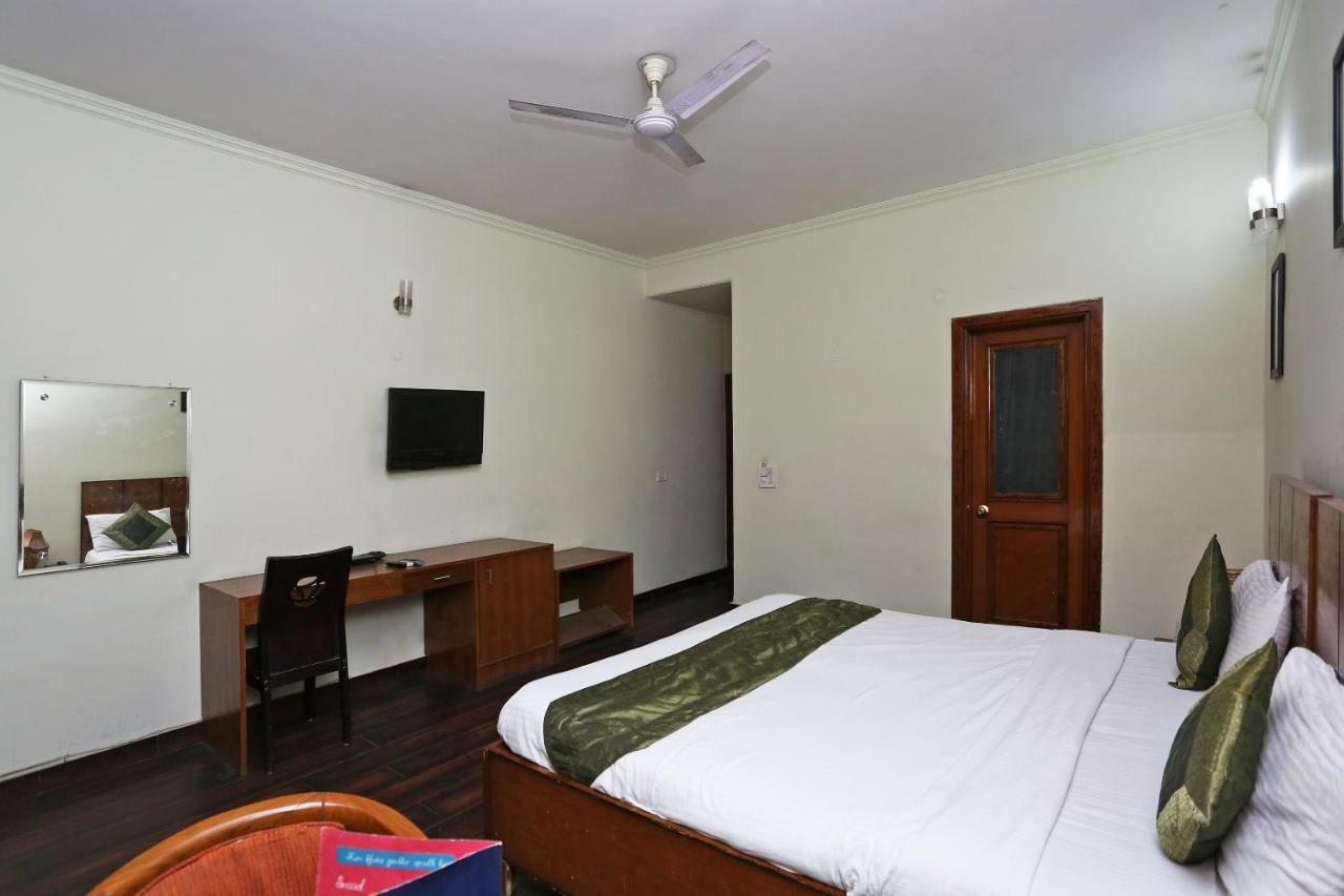 Jmd Residency Hotel Nuova Delhi Esterno foto